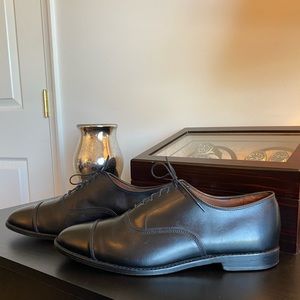 Allen Edmonds Park Ave